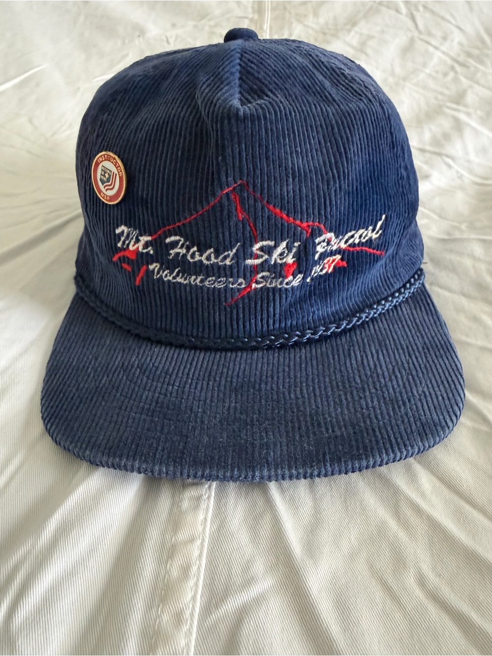 Vintage Mount Hood ski patrol corduroy snapback hat with national ski patrol pin
